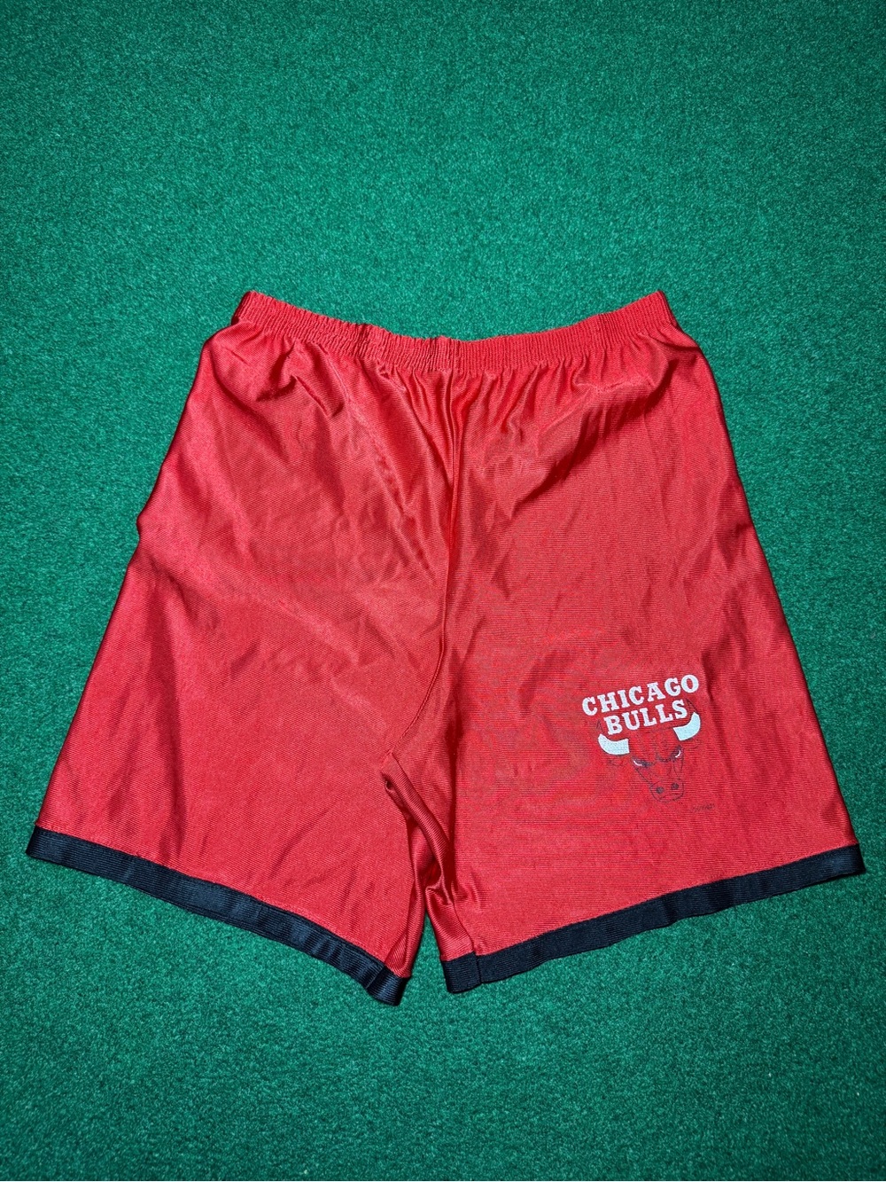 Vintage 90s Chicago Bulls Mesh Basketball Shorts, Logo 7 NBA Jordan (Large)